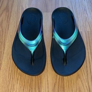 💙 Oofos Women’s Oolala Luxe Flip-Flop Recovery Sandal - Atlantis 💙